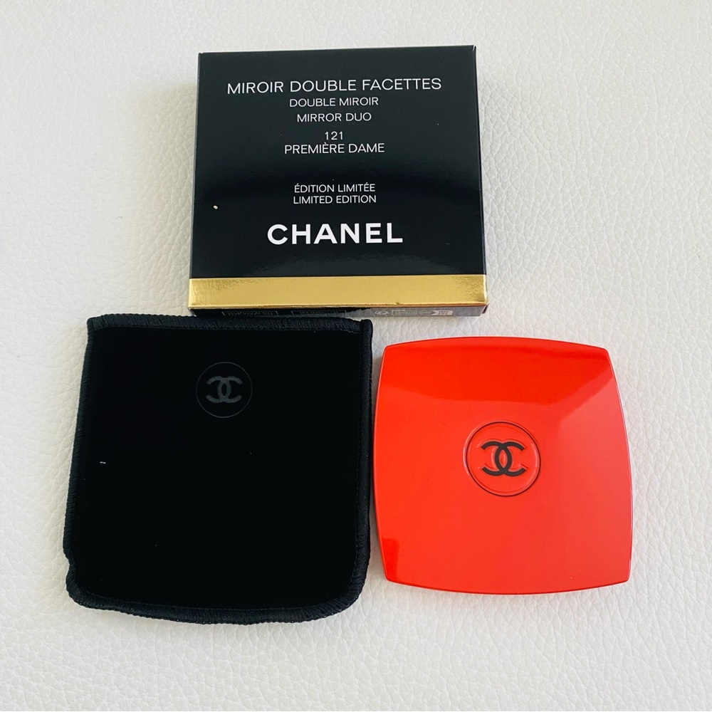 Chanel 100% Authentic Double faced Mirror in 121 PREMIÈRE DAME brand new